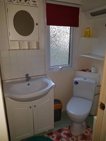 Фото номера Дом с 2 спальнями Дома для отпуска Romantic HOLIDAY HOME in the pine forest г. Скулте 41