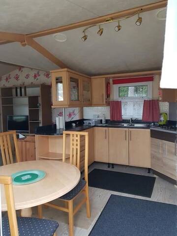 Фото номера Дом с 2 спальнями Дома для отпуска Romantic HOLIDAY HOME in the pine forest г. Скулте 26